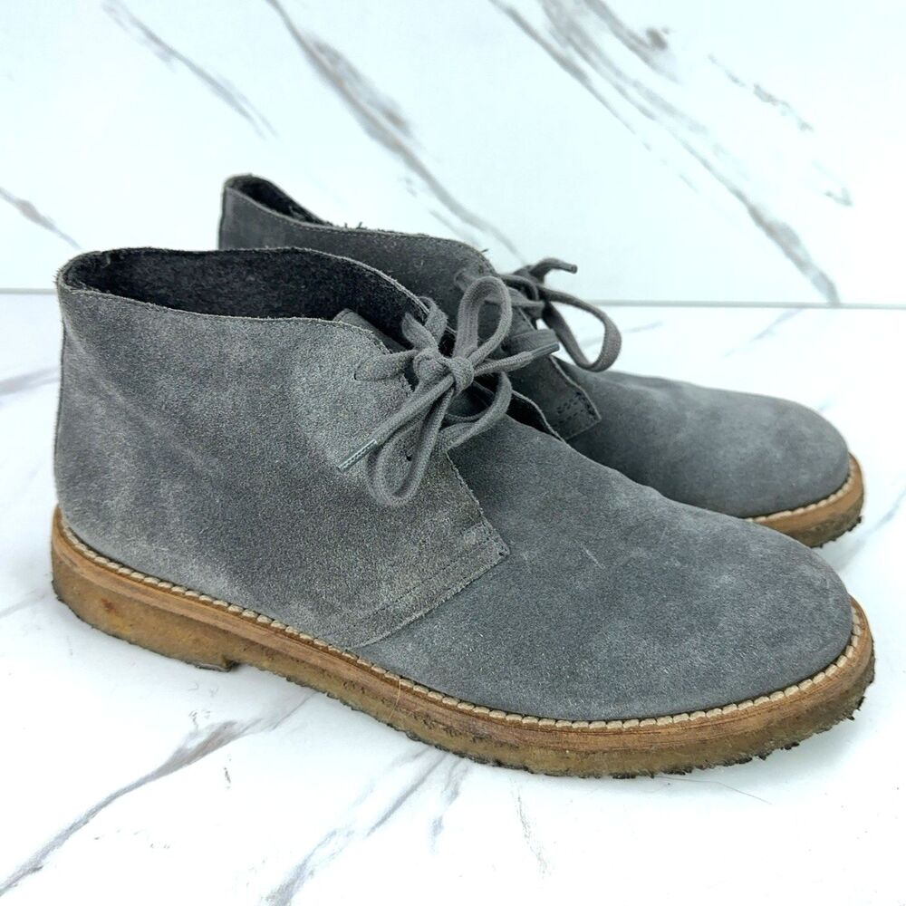 Vince Crofton Women's Size 7.5 M Gray Suede Chukka Boots Crepe Rubber Sole